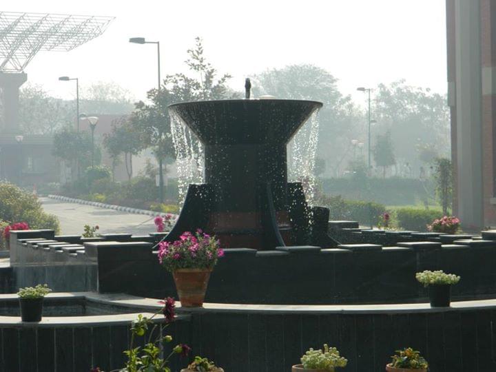 USICT Academic Building photo 8