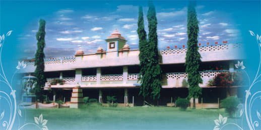 Arumugam Pillai Seethai Ammal College Tiruppattur Building photo 1