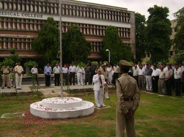 B. J. Medical College Ahmedabad Festival photo 9
