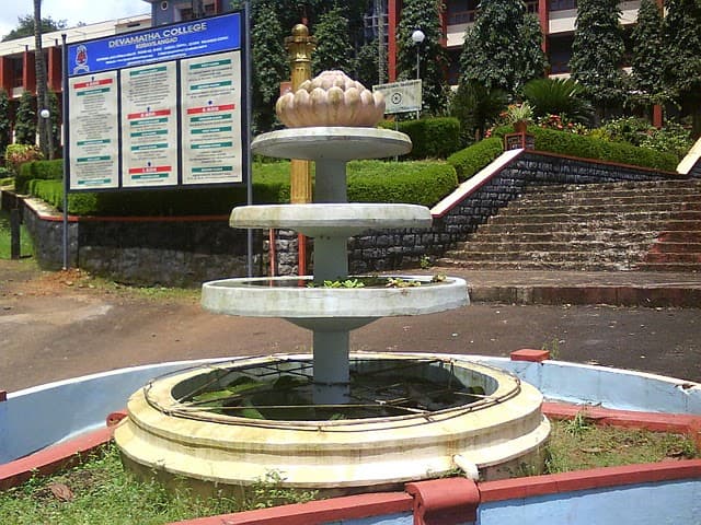Deva Matha College Kuravilangad DMC Images photo 5