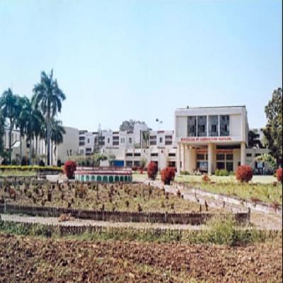 Navsari Agricultural University Campus Building photo 1
