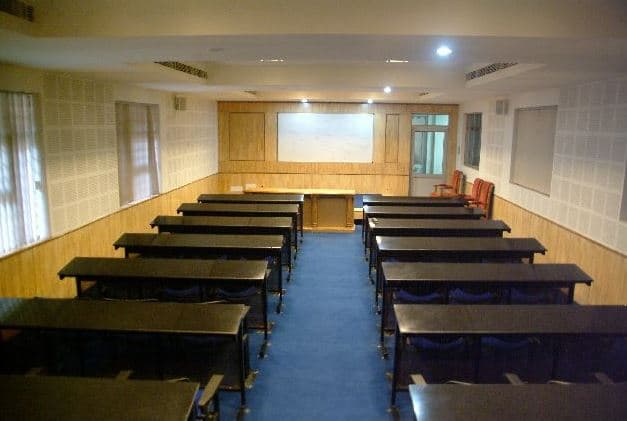 DAV College Jalandhar Academic Building photo 11