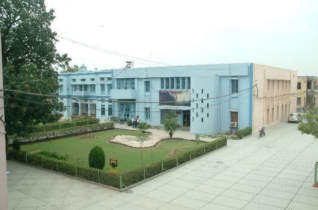 DAV College Jalandhar Academic Building photo 6