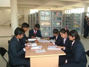 Adarsh Institute of Technology and Research Centre Sangli Libraray photo 1