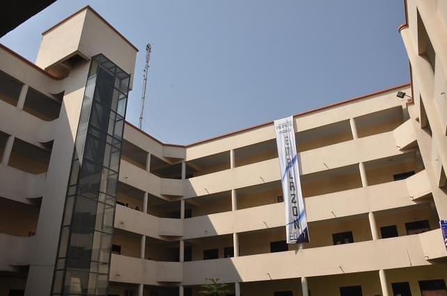 The Oxford College of Engineering Bangalore College Images photo 2