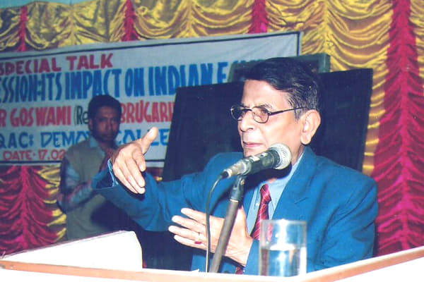 Demow College Sibsagar Audience in a Talk photo 3