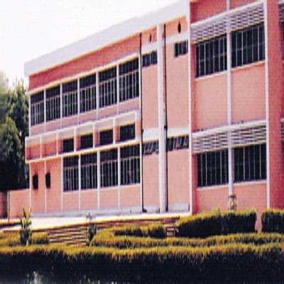 Deshbandhu College Campus Images photo 5