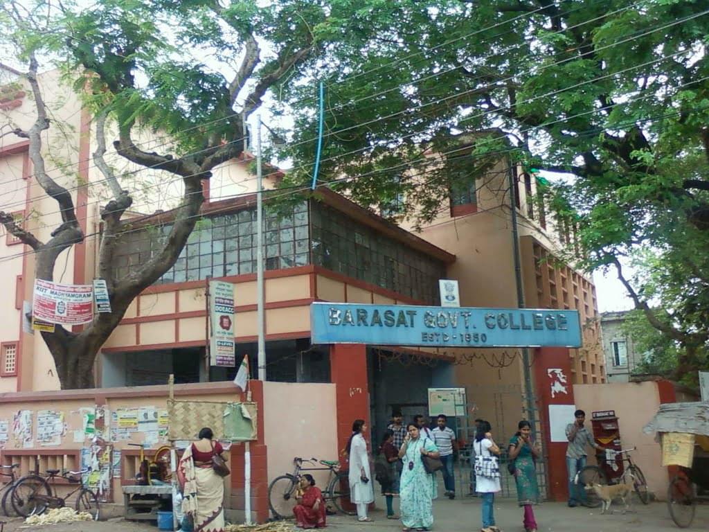 Barasat Government College North 24 Parganas Buildings photo 1