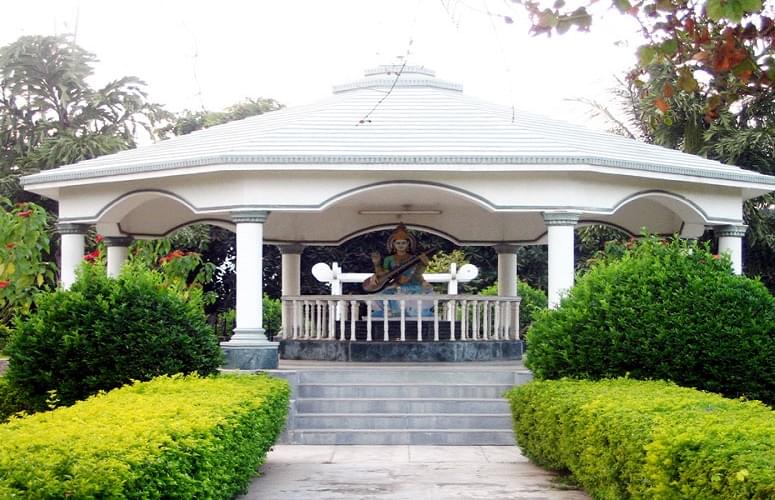 Kamineni Institute of Medical Sciences Nalgonda KIMS Images photo 2