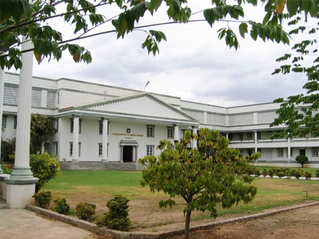 Kamineni Institute of Medical Sciences Nalgonda KIMS Images photo 7