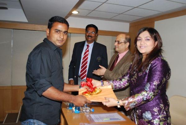 SCAC Prize Distribution photo 4