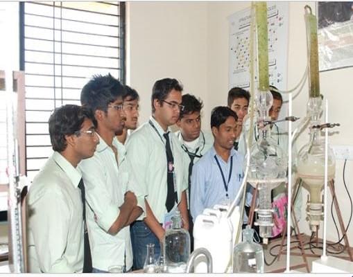 Universal College of Engineering and Research Sasewadi Campus Photos photo 2