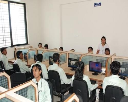 Universal College of Engineering and Research Sasewadi Campus Photos photo 6