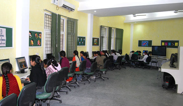 BBK DAV College for Women Amritsar Infrastructure photo 3