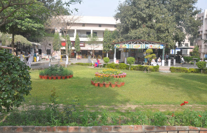 BBK DAV College for Women Amritsar View of Campus photo 3