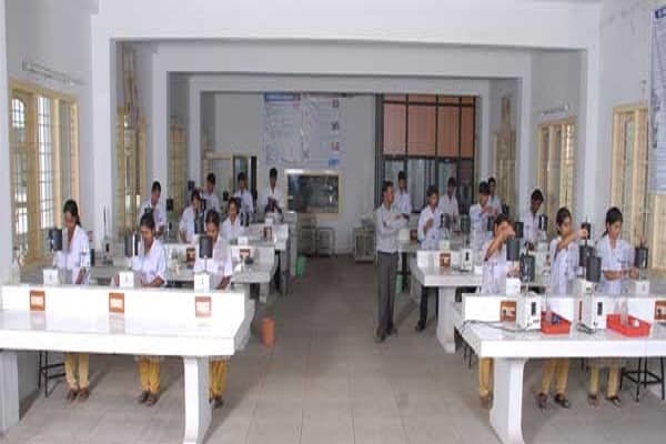 Aditya College of Pharmacy and Science New Delhi Campus Photos photo 5