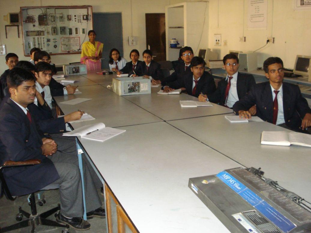 AIT Pune Images photo 16