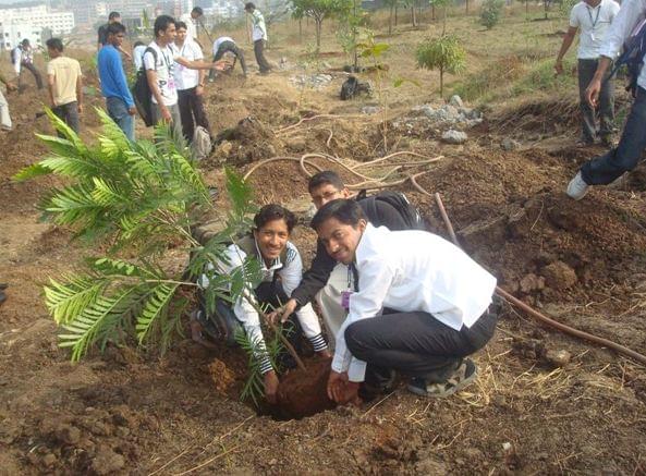 Abhinav Education Society's College of Computer Science and Management Ambegaon NSS Tree Plantation photo 1