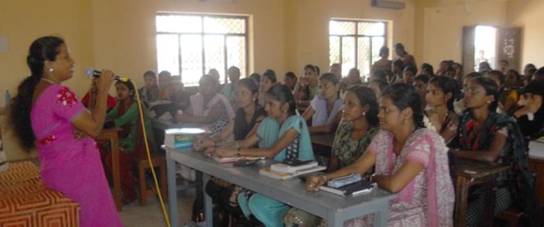 Annai Veilankanni College for Women Chennai Classrooms photo 2