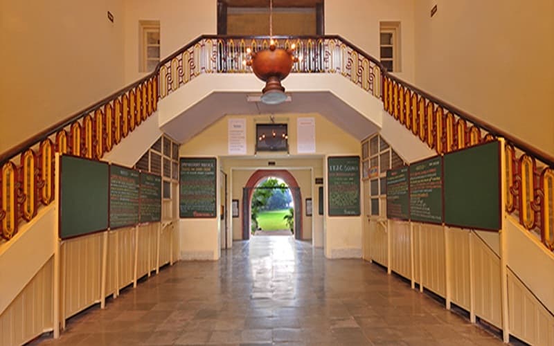 D.G. Ruparel College of Arts Science and Commerce Mumbai College Images photo 3