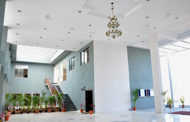 Dnyanshree Institute of Engineering & Technology Satara College Building photo 6