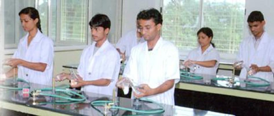 B. P. Arts, SMA Science, KKC Commerce College Jalgaon Campus photo 1