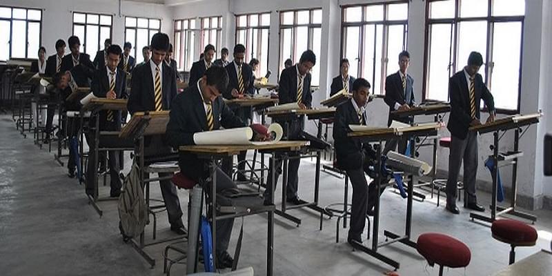 COER University laboratory photo 3