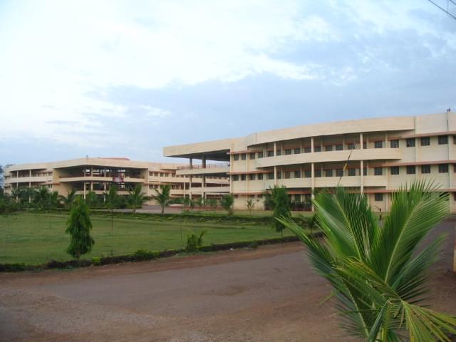 SSTC Academic Building photo 2