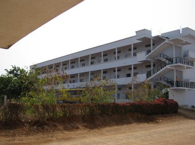 Jyothishmathi Institute of Technology and Science Karimnagar Academic Building photo 3