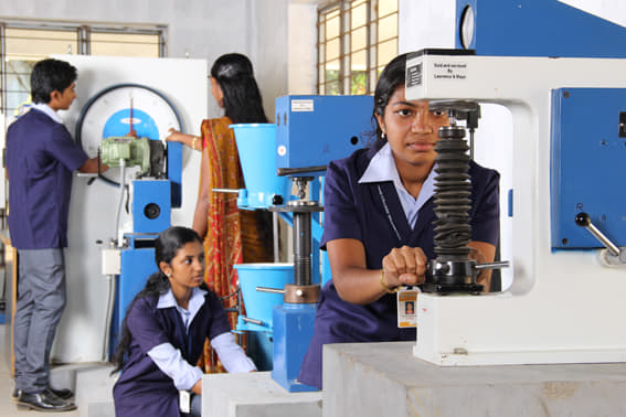 Universal Engineering College Thrissur Infrastructure photo 1