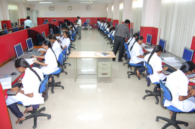 Universal Engineering College Thrissur Infrastructure photo 6