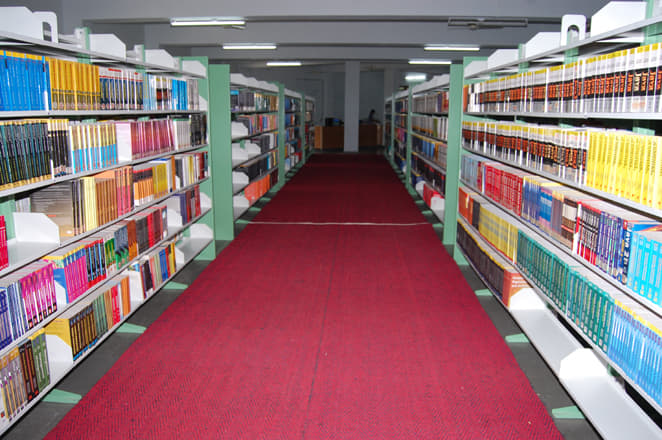 Universal Engineering College Thrissur Library photo 1