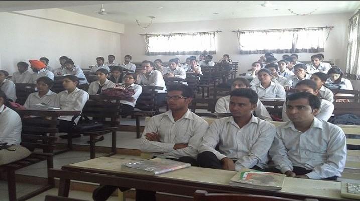 Doon Valley College of Engineering Karnal Classroom photo 2