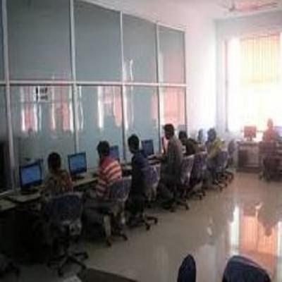 Ghubaya College of Engineering and Technology Firozpur Lab photo 1