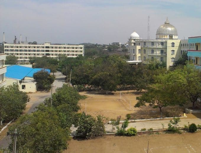 Sri Indu College of Engineering and Technology Ibrahimpatnam Campus photo 10