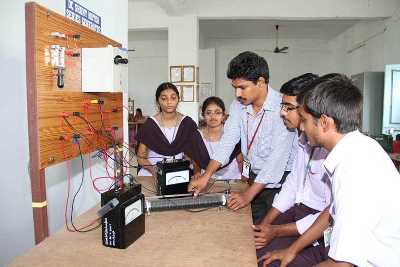 Eswar College of Engineering Narasaraopet Labs photo 1