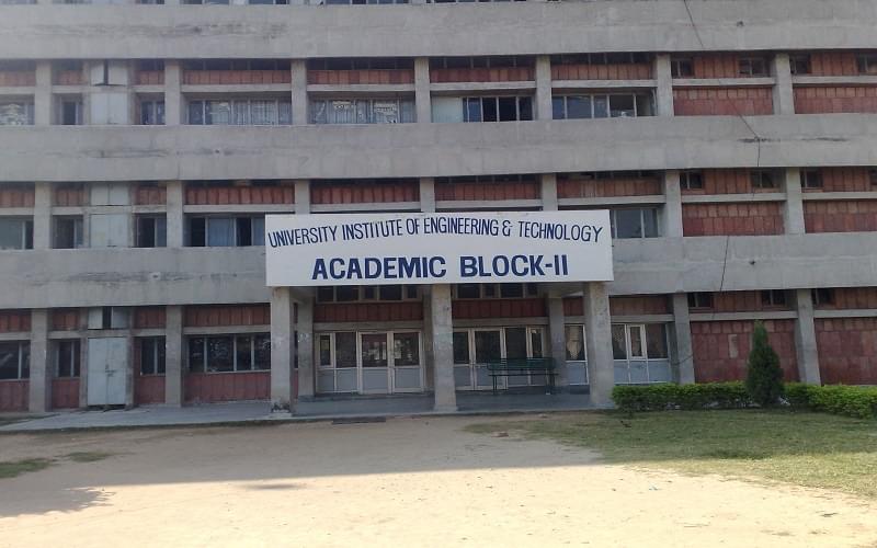 UIET Chandigarh Academic Building photo 4
