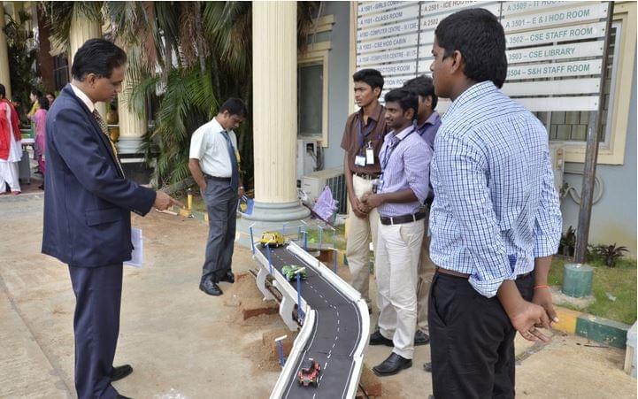 Sri Sairam Engineering College Chennai Extra Curriculars photo 2