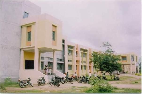 Gulbarga University Building photo 2