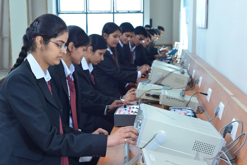 RayatBahra Royal Institute of Management and Technology Sonepat Infrastructure photo 7