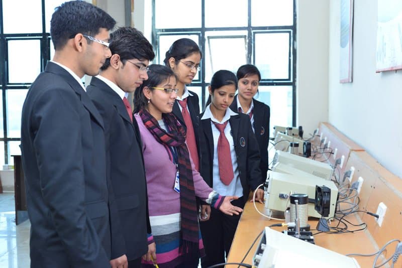 RayatBahra Royal Institute of Management and Technology Sonepat Infrastructure photo 8