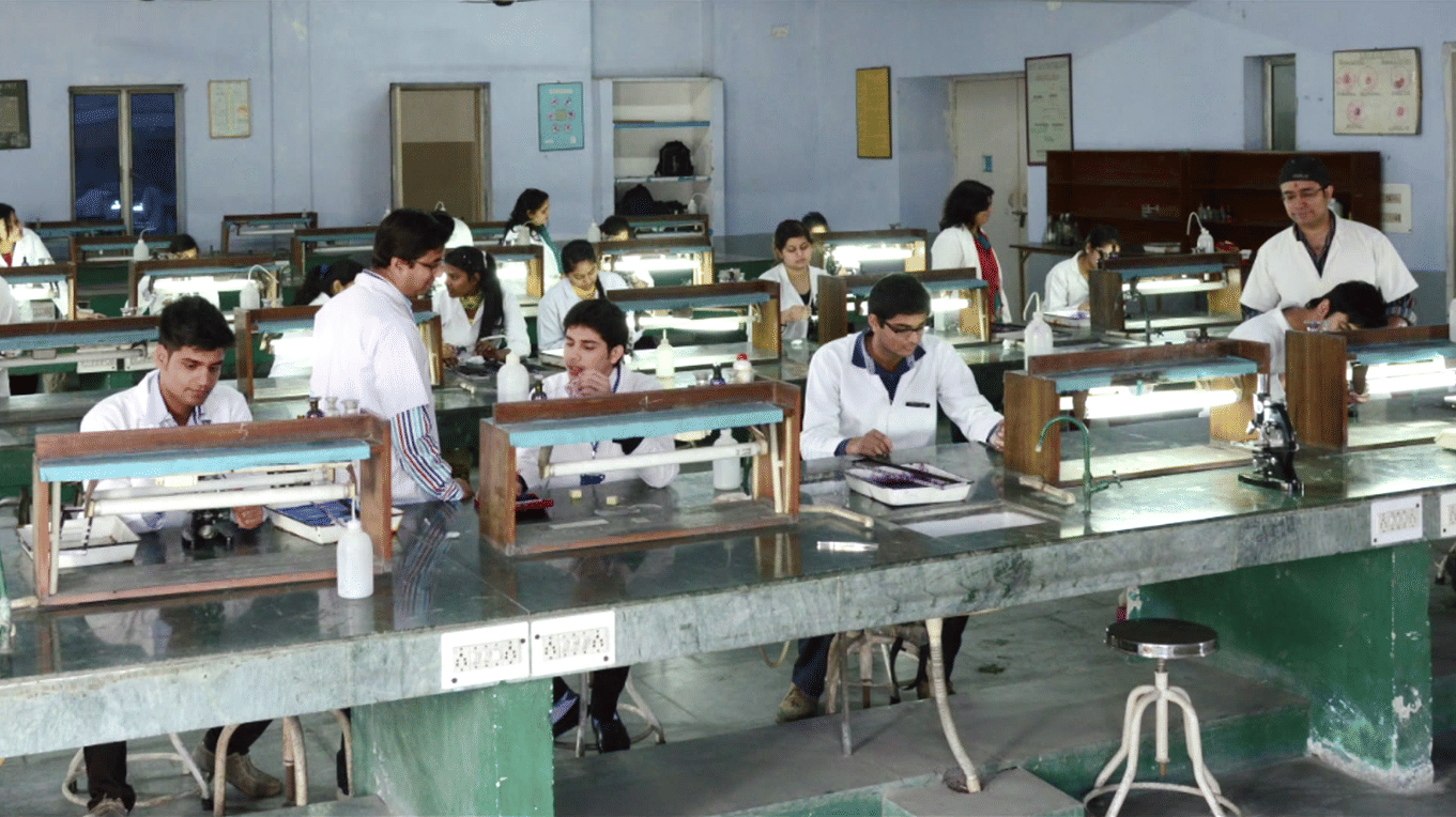 Santosh University Ghaziabad Infrastructure photo 4