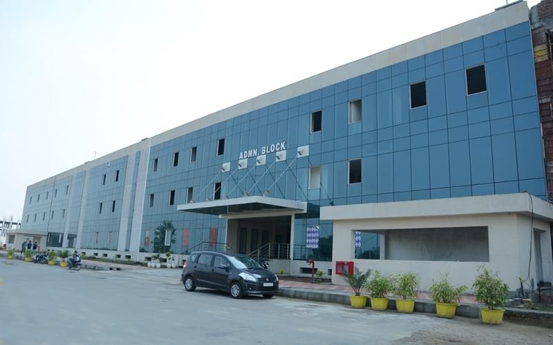 DAV University Jalandhar Academic Building photo 4