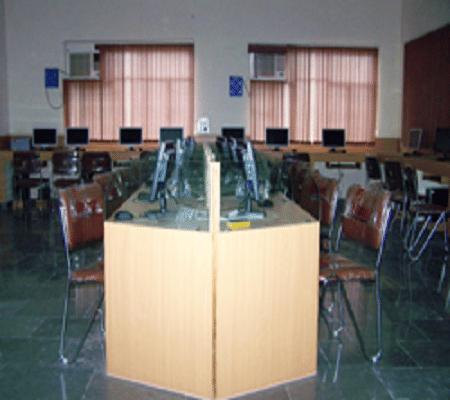 Roorkee College of Management and Computer Application Dehradun Computer Lab photo 2