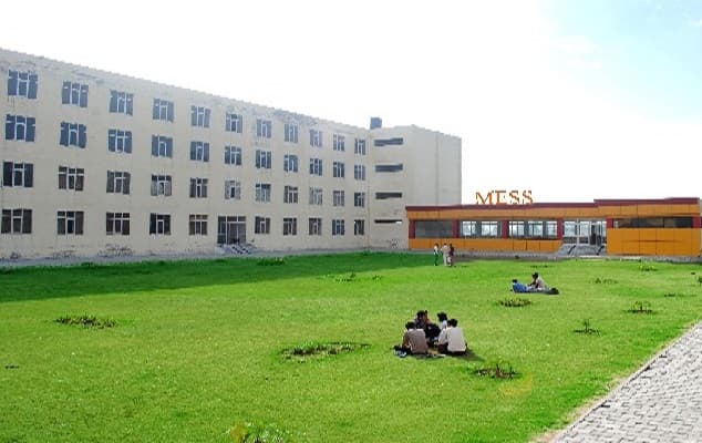 RN College of Engineering and Technology Panipat Academic Building photo 3