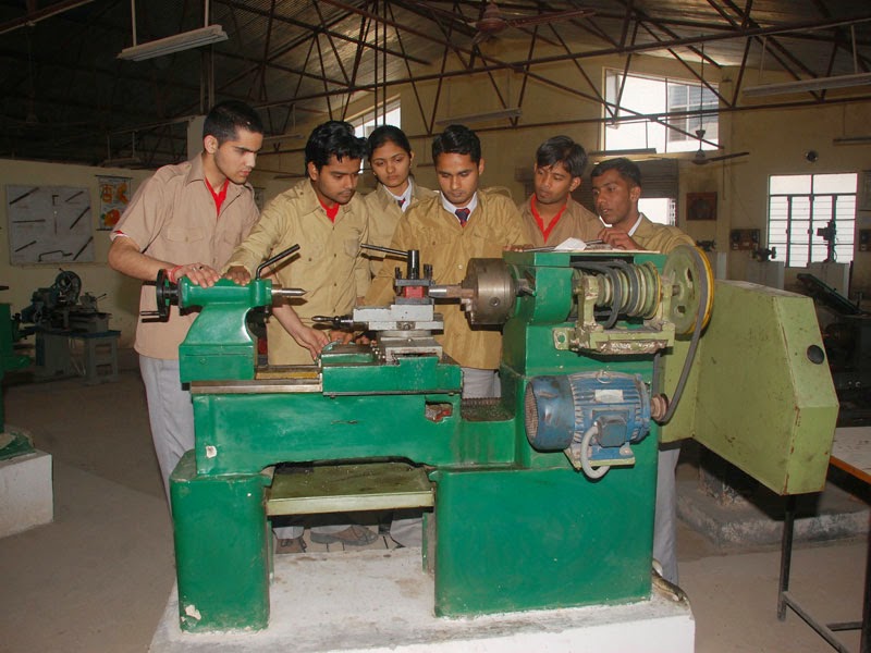 Amrapali Institute of Technology & Science Nainital Infrastructure photo 4