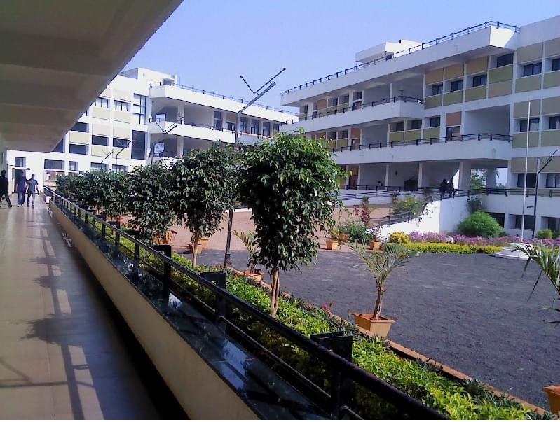 JCE Academic Building photo 2