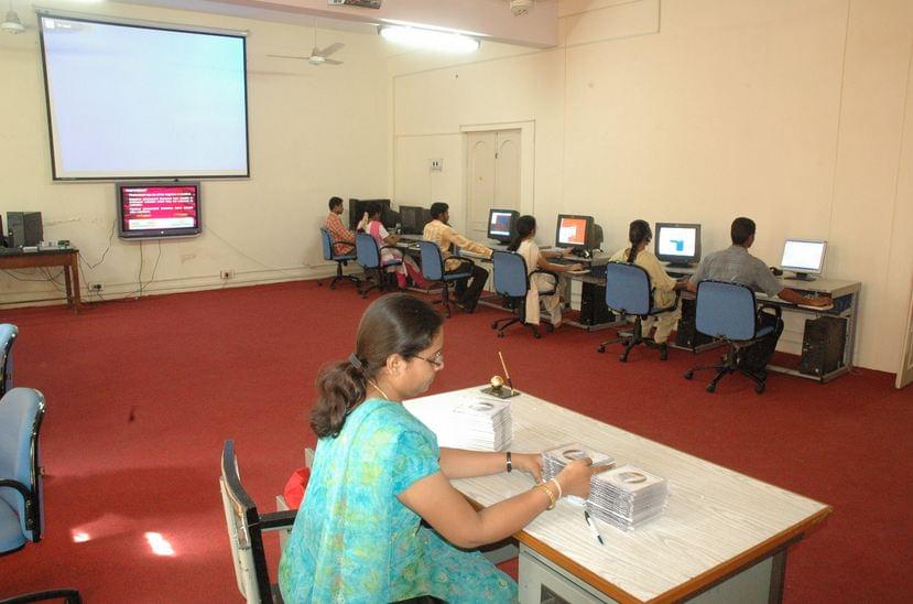 University College of Engineering, Osmania University Hyderabad Infrastructure photo 2