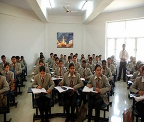 Roorkee Engineering & Management Technology Institute Muzaffarnagar Campus photo 1