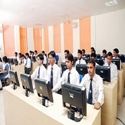 SR College of Science and Engineering Jhansi Campus photo 1
